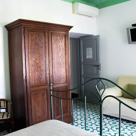 Acanto Hotel apartamentowy 4*