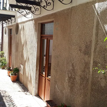 Acanto Apart-hotel 4*